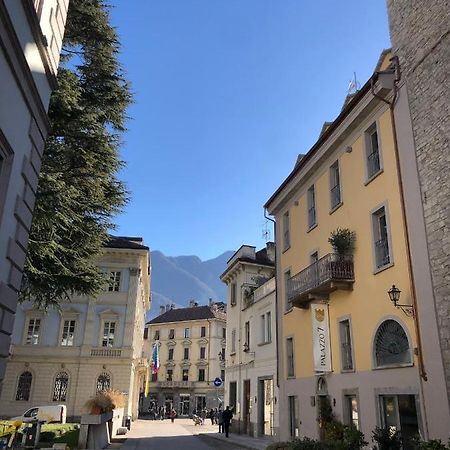 Palazzo 7 Apartamento Domodossola Exterior foto