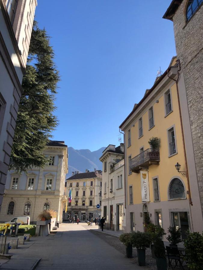 Palazzo 7 Apartamento Domodossola Exterior foto